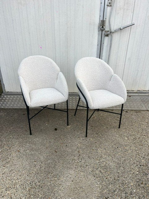 2 stuks stoelen mx sofa argos maxfurn teddy boucle stof, Huis en Inrichting, Ophalen, Twee, Wit, Nieuw