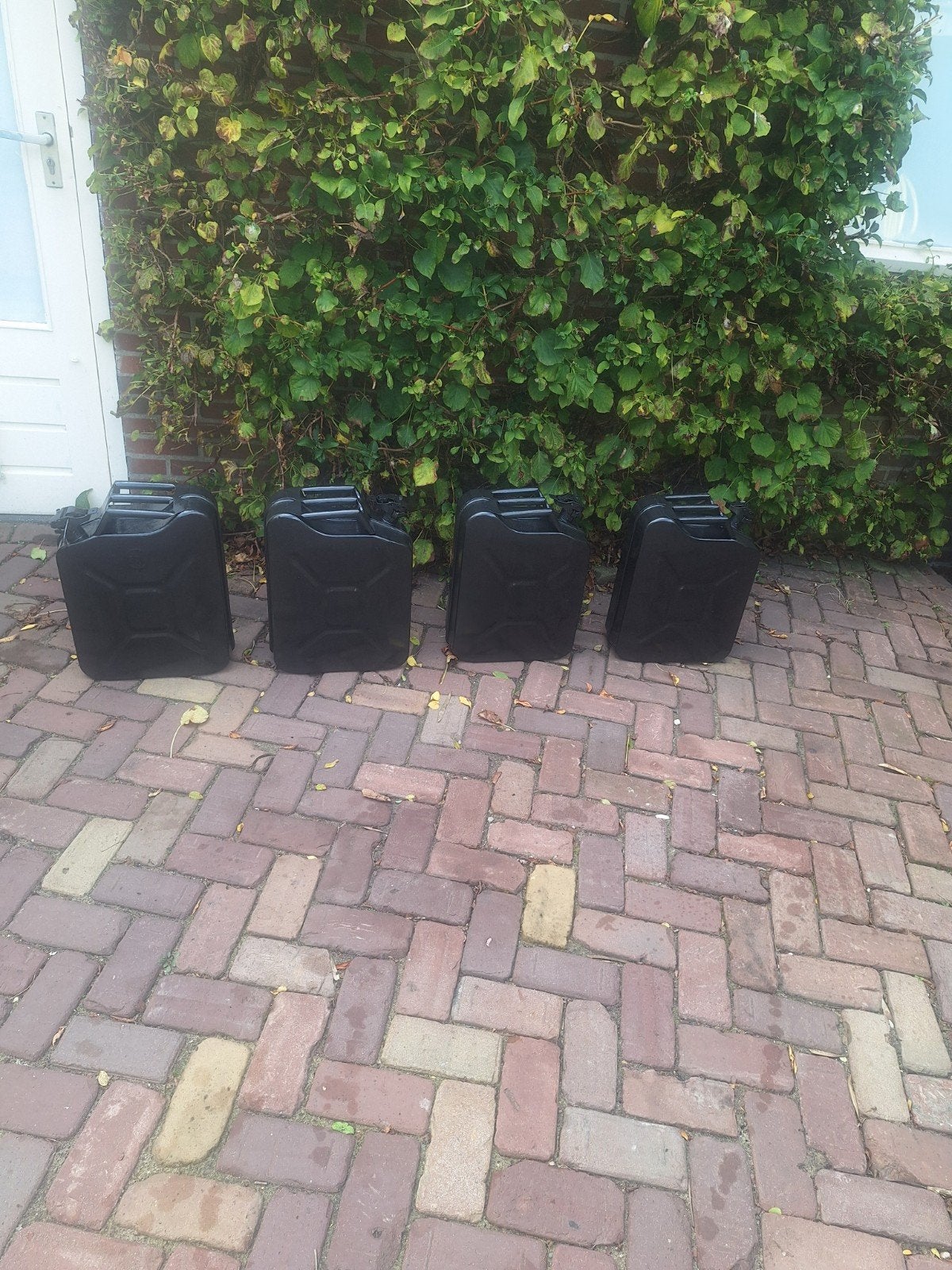 metalen jerrycans, Ophalen of Verzenden