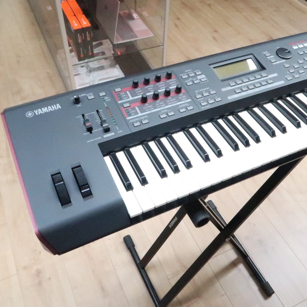 Yamaha MOXF6 Synthesizer | in Goede Staat, Yamaha, Gebruikt, Support@yamaha.com, 10-1, Nakazawa-cho
Naka-ku, Hamamatsu
Shizuoka 430-8650
Japan