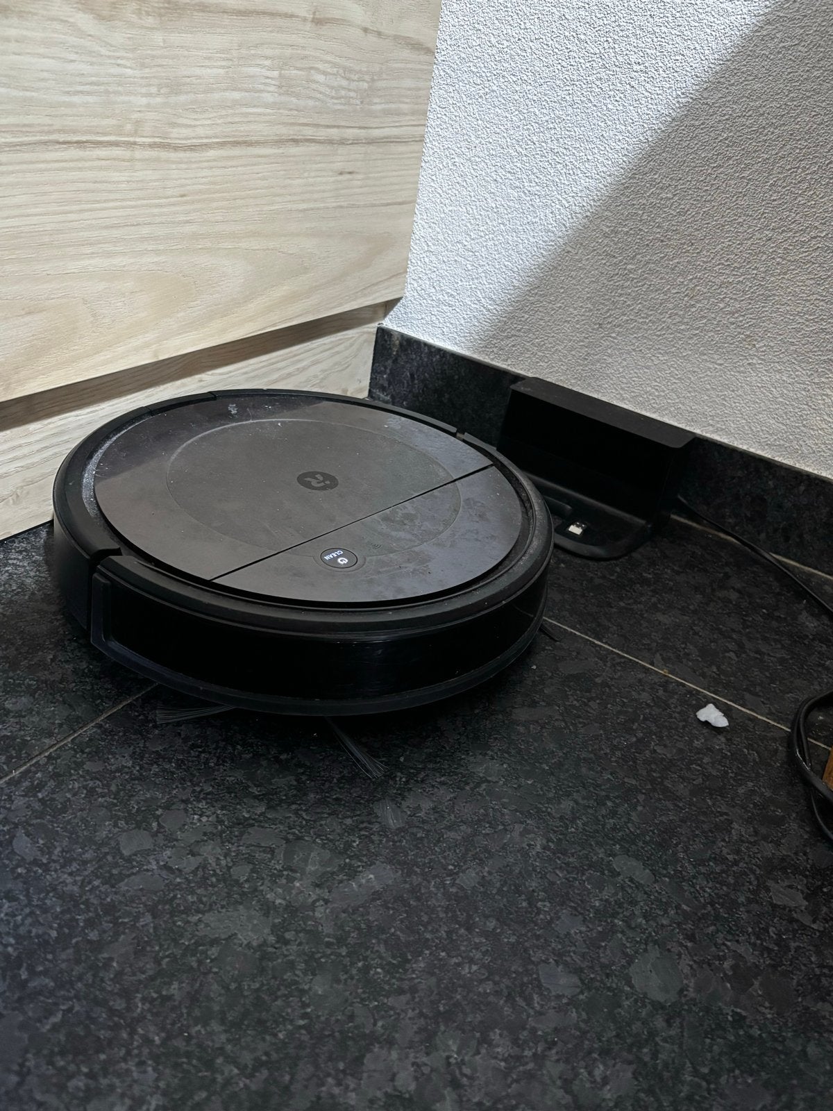 iRobot Roomba Combo 111840 Robotstofzuiger en Dweilrobot, Witgoed en Apparatuur, Stofzuigers, Combi-reiniger, Gebruikt, IRobot