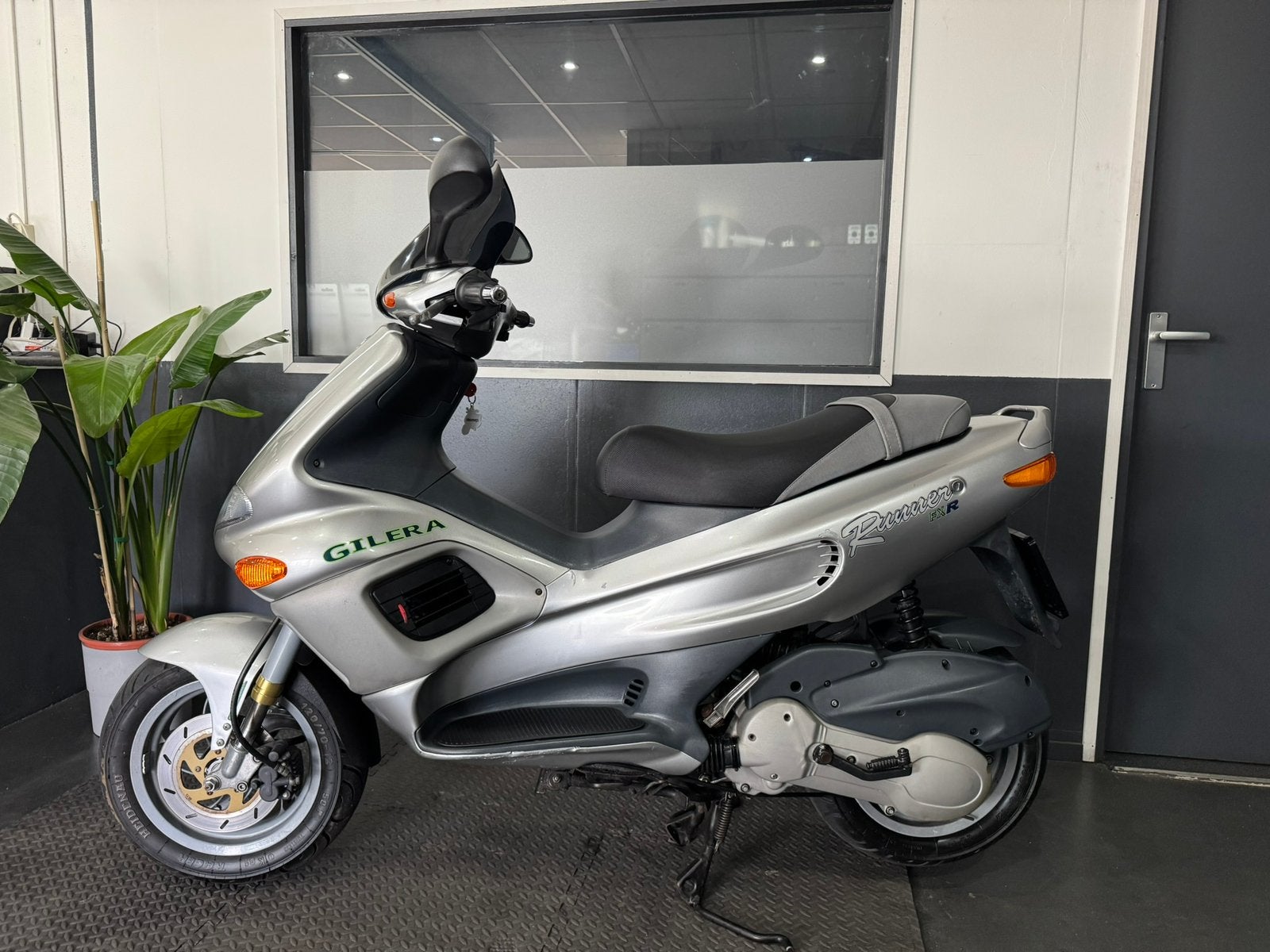 Gilera Runner 180cc M08 FXR 1998 NL, Fietsen en Brommers, Ophalen, Tweetakt, Gebruikt, Overige modellen