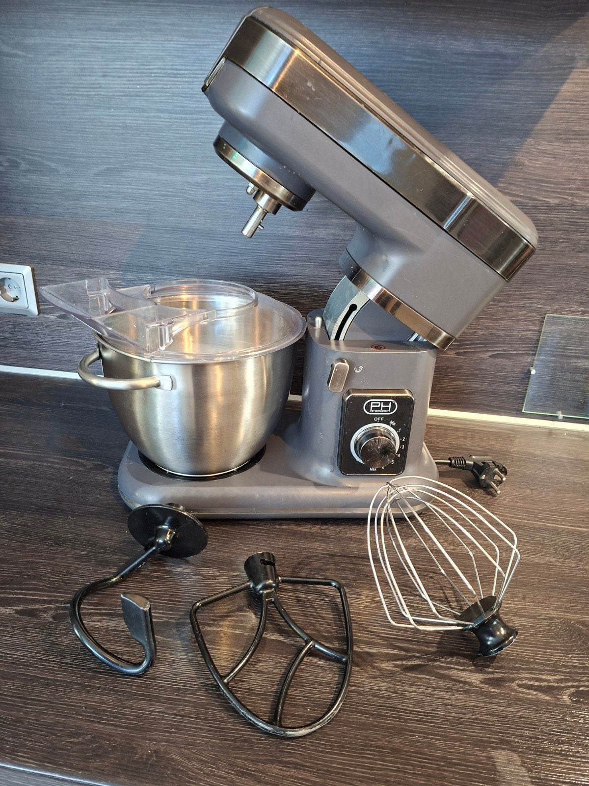 DOMO Keukenmachine DO9070KR - 1000W - Grijs, 4 liter of meer, Gebruikt, 3 snelheden of meer, Ophalen of Verzenden