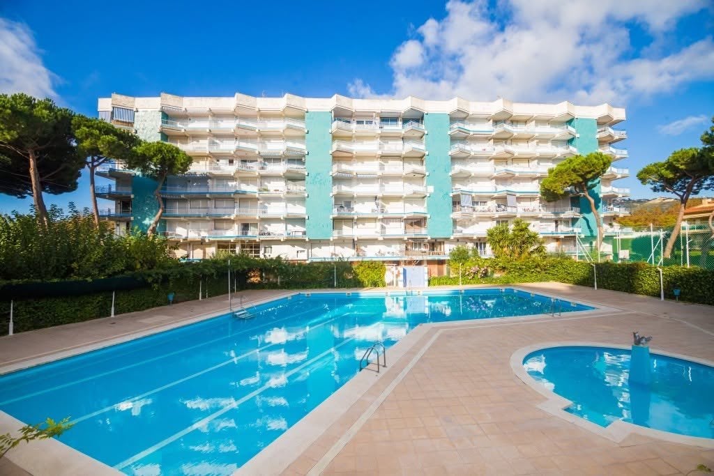 Last minute  | Appart. Platja d’Aro | Zeezicht | €4.000 p/m, 2 slaapkamers, Wasmachine, Costa Brava, Appartement