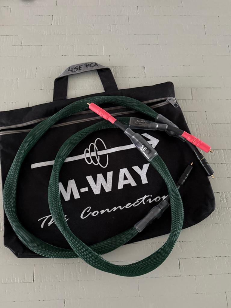 Audiomaat M-Way 4 DW Special Edition RCA kabel, Ophalen of Verzenden, Zo goed als nieuw, Minder dan 2 meter, Interlink-kabel