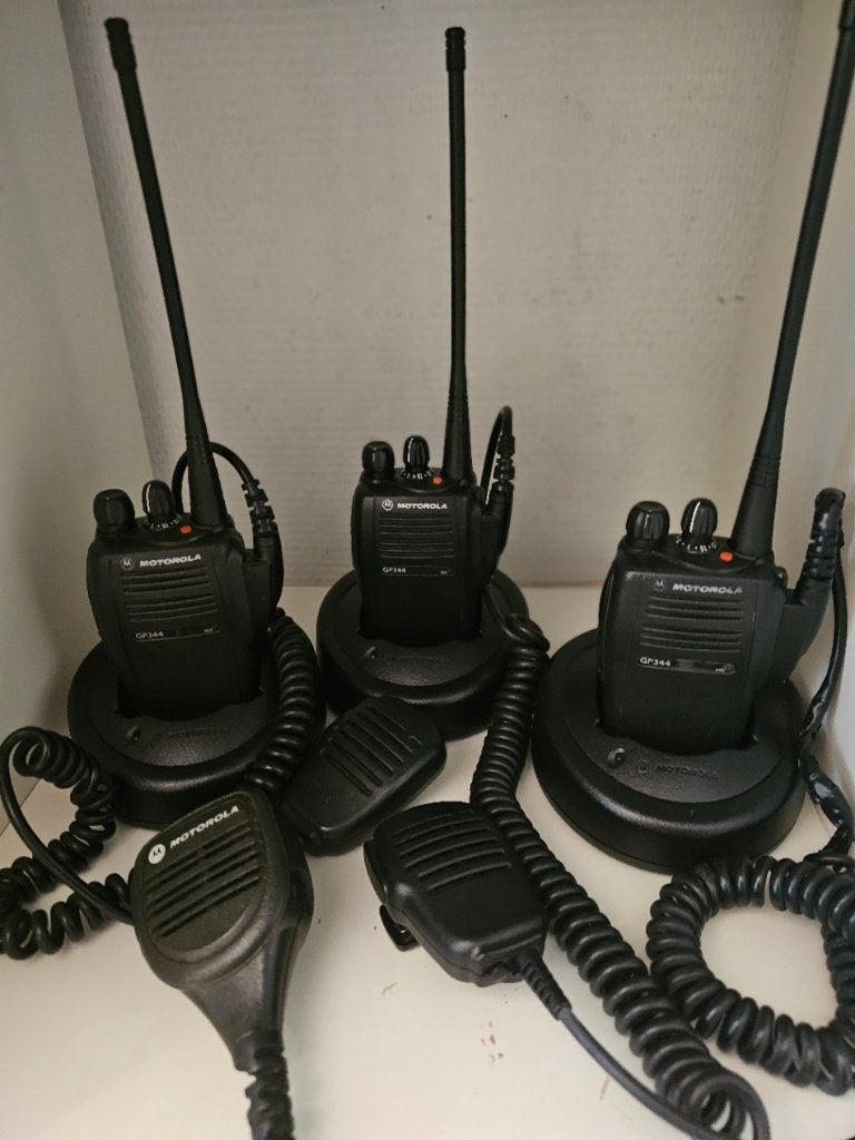 3xMotorola GP344 UHF Portofoons compleet, Ophalen, Gebruikt, 5 tot 15 km, Portofoon of Walkie-talkie