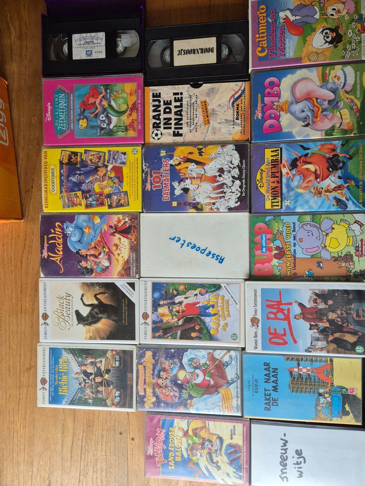 Grote collectie VHS-banden: Disney, Kuifje, en meer!, Ophalen, Gebruikt, Animatie, Verzamelbox