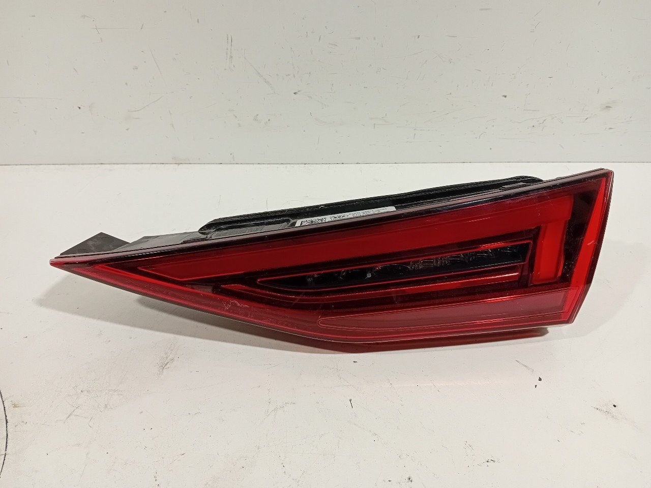 Achterlicht kofferdeksel achterklep rechts Audi A3, Auto-onderdelen, Verlichting, Onderdelen@venauto.nl, Van der Ven Autorecycling B.V.