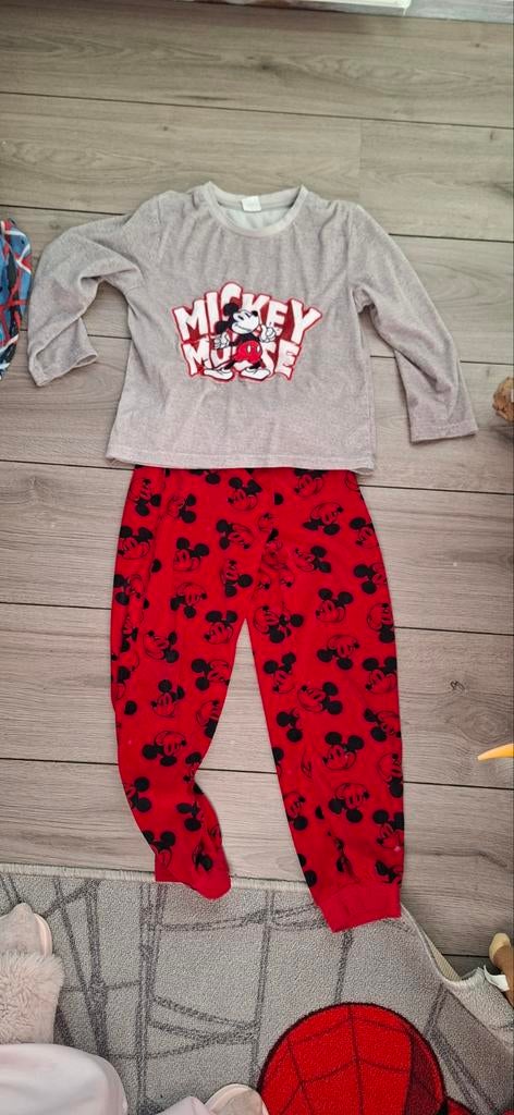 Mickey Mouse pyjama 122/128, Disney, Nacht- of Onderkleding, Ophalen of Verzenden, Zo goed als nieuw