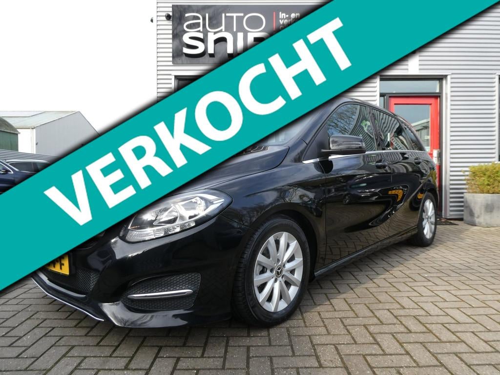 Mercedes-Benz B-klasse 180 Business Solution UNIEK! 14000 KM, Gebruikt, Euro 6, 4 cilinders, Grijs