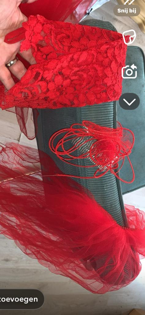 Trouwjurk, Kleding | Dames, Ophalen of Verzenden, Rood, Sneakers of Gympen, Zo goed als nieuw