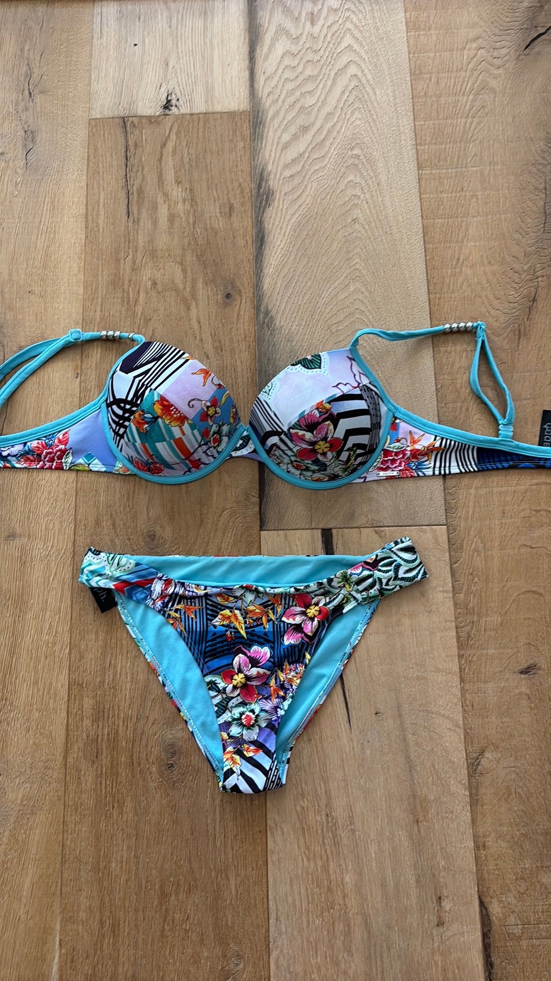 Sapph bikini 80E en broekje L nieuwstaat!, Ophalen of Verzenden, Zo goed als nieuw, Bikini