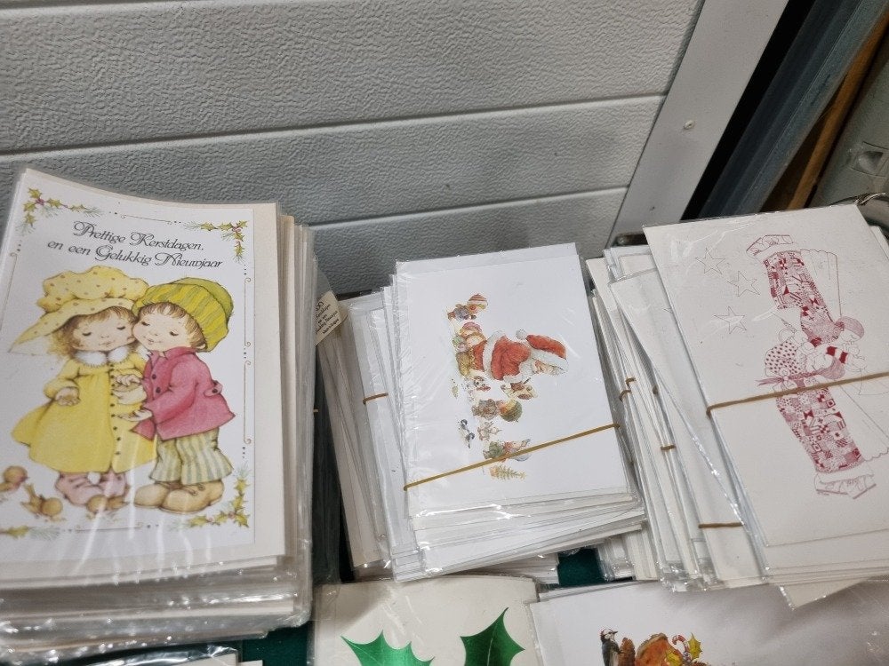kerstkaarten 370 stuks verschillende, Diversen, Kerst, Ophalen of Verzenden, 'T Olde Gre-j, Info@toldegrej.nl, Endepoelstraat 20f Didam