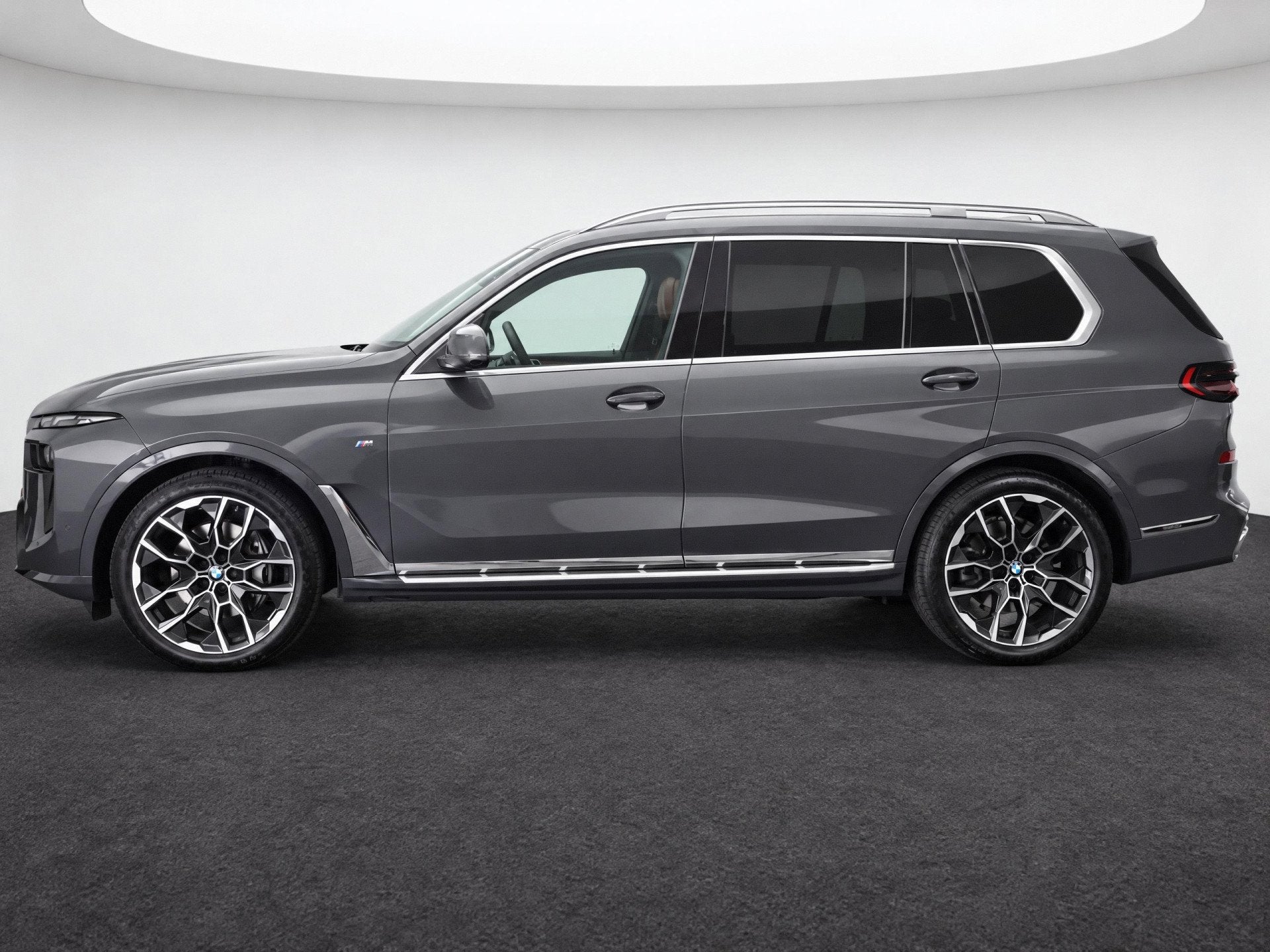 BMW X7 xDrive40i M Sport Automaat / Trekhaak / Panoramadak S, Auto's, Dealer onderhouden, Gebruikt, Met garantie (alle), 7 stoelen