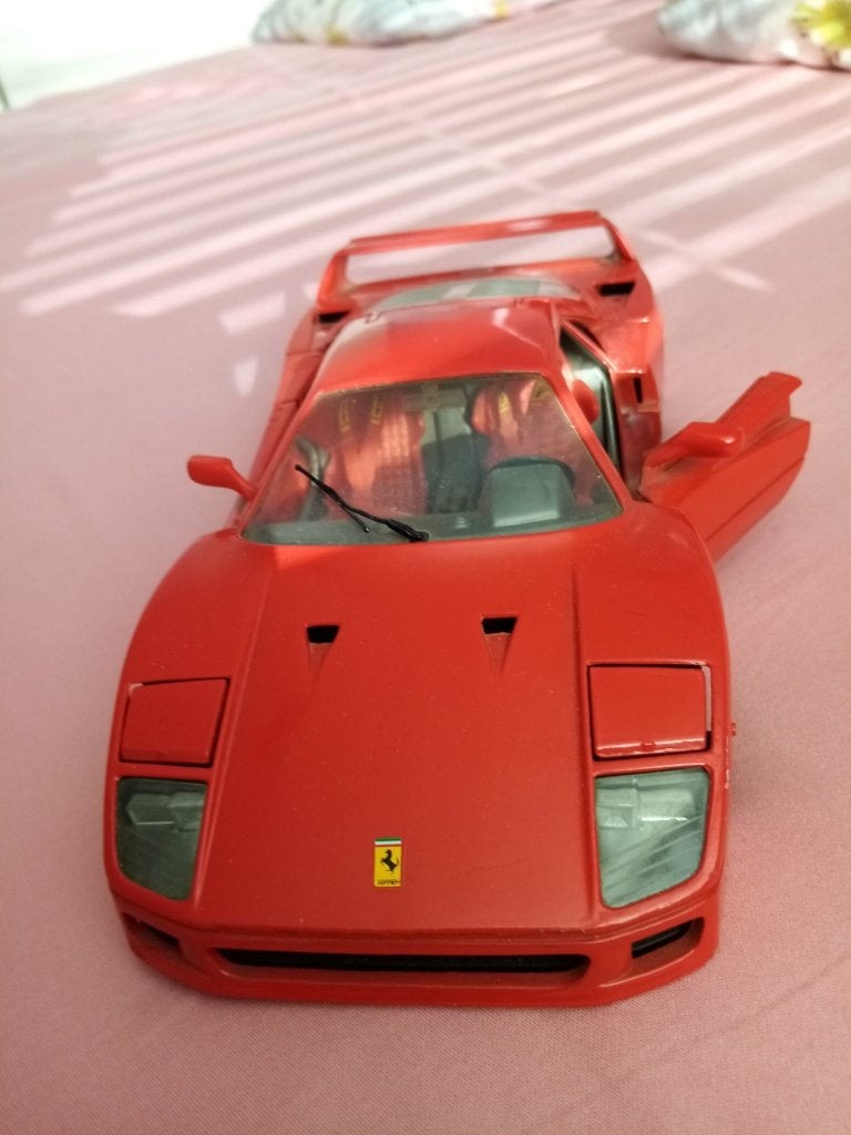 Te koop rode Ferrari F40 modelauto,  merk Tonka, schaal 1:18, Ophalen, Zo goed als nieuw, Auto, Overige merken