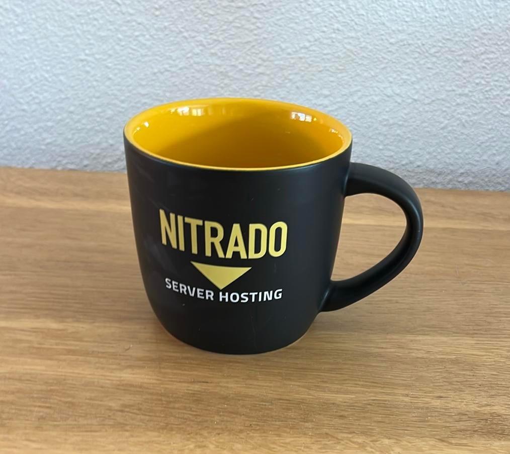 Mok Nitrado Server hosting, Ophalen of Verzenden, Nieuw, Gebruiksvoorwerp