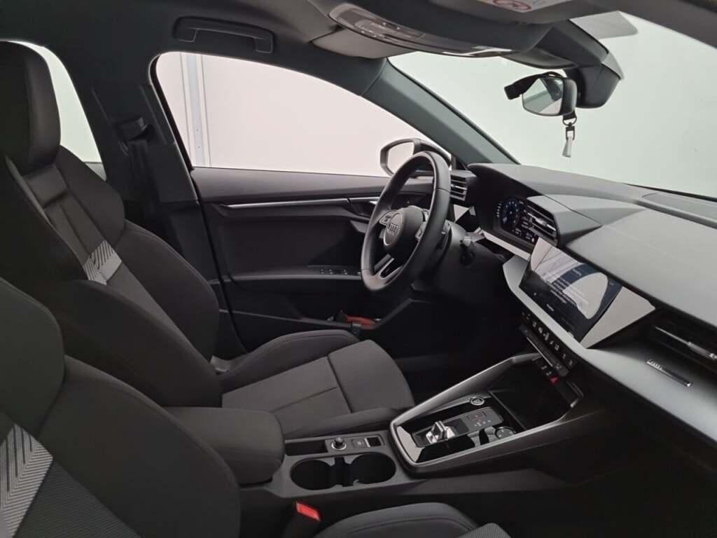 Audi A3 Sportback 30 TFSI Advanced edition, Auto's, Audi, 12 maanden, Stof, Gebruikt, Zwart