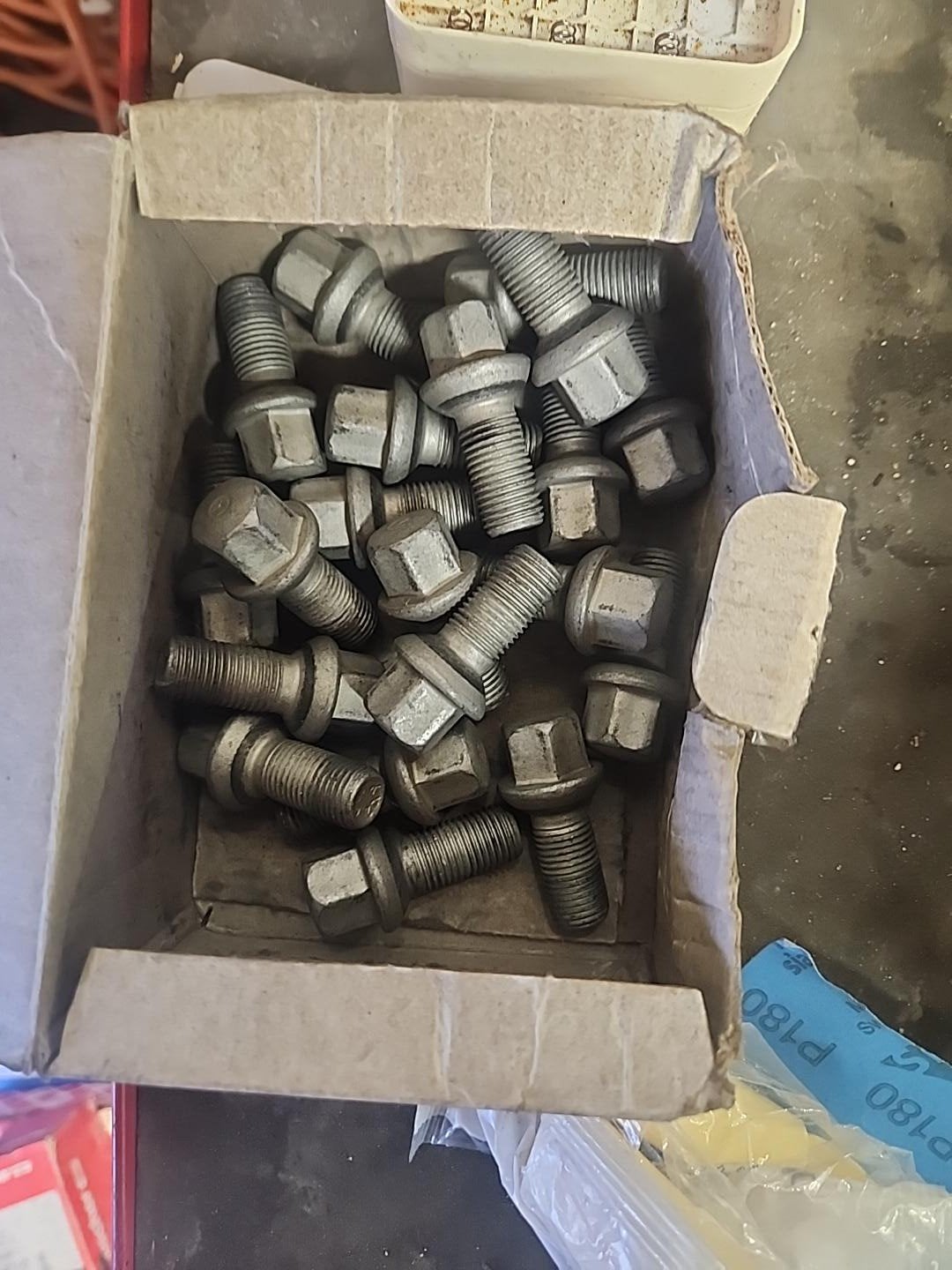 NOS 20x ZJMM wielbouten M14x1,5x28 SW17 – compleet, Auto-onderdelen, Ophalen of Verzenden, Nieuw