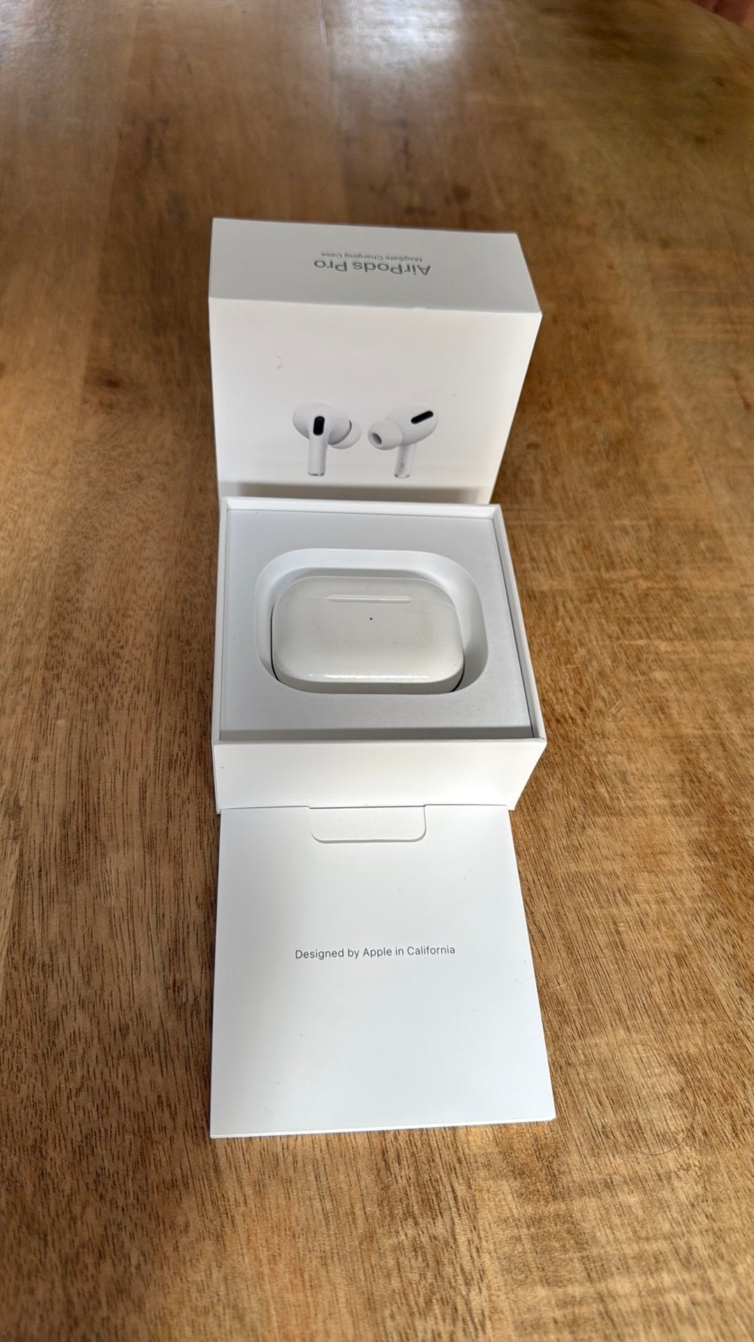 Airpods pro eerste generatie | compleet en werkend, Telecommunicatie, Ophalen, Gebruikt, In gehoorgang (in-ear), Apple