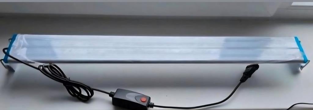 NIEUW "BRUG "LEDVERLICHTING GESCHIKT VOOR AQUARIA 58CM-71CM, Dieren en Toebehoren, Vissen | Aquaria en Toebehoren, Ophalen, Nieuw