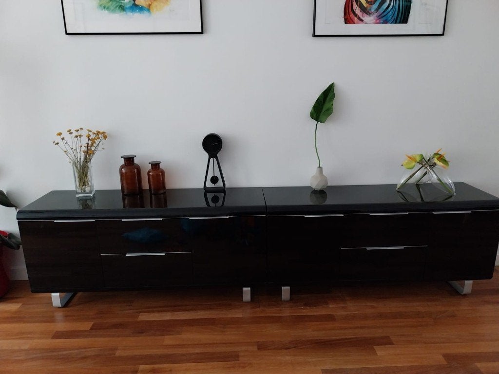 moderne retro high gloss zwarte woonkamerkast, Ophalen, Gebruikt, 150 tot 200 cm, Minder dan 100 cm