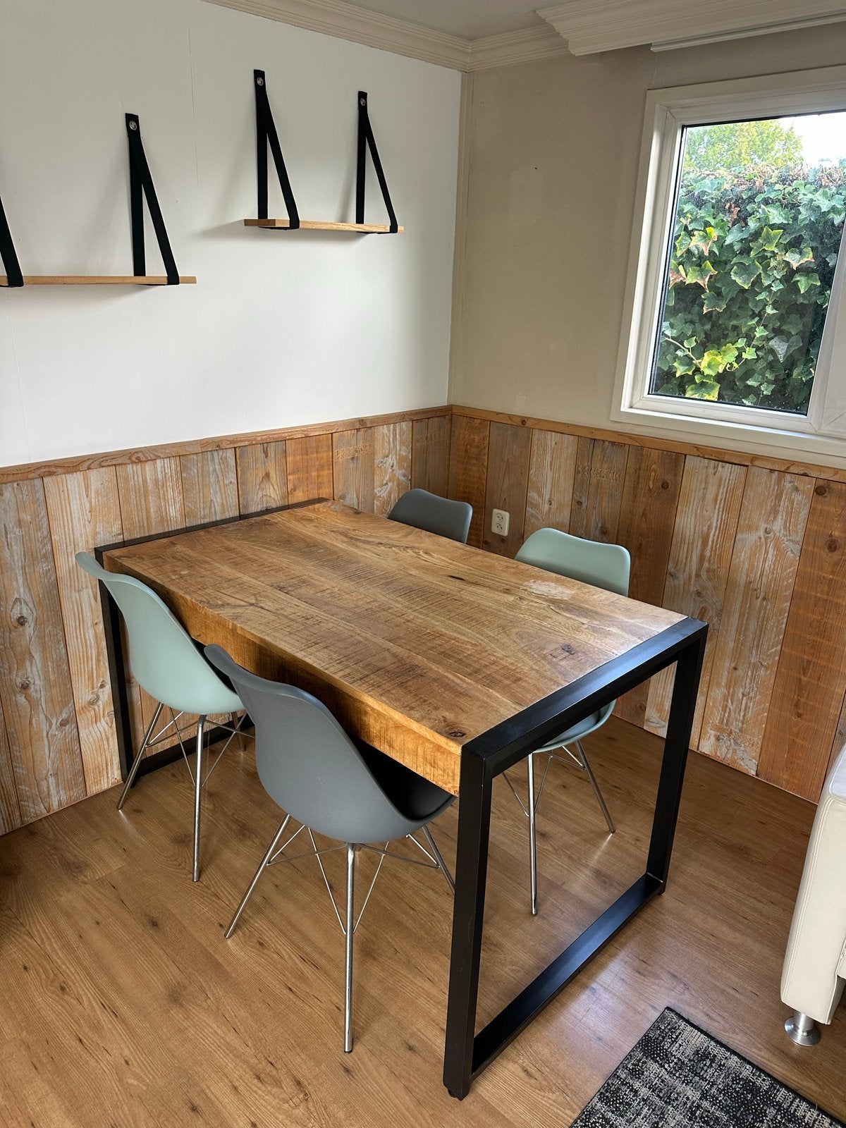 4x Eettafelstoelen - Modern Design met Comfort, Ophalen, Kunststof, Gebruikt, Overige kleuren