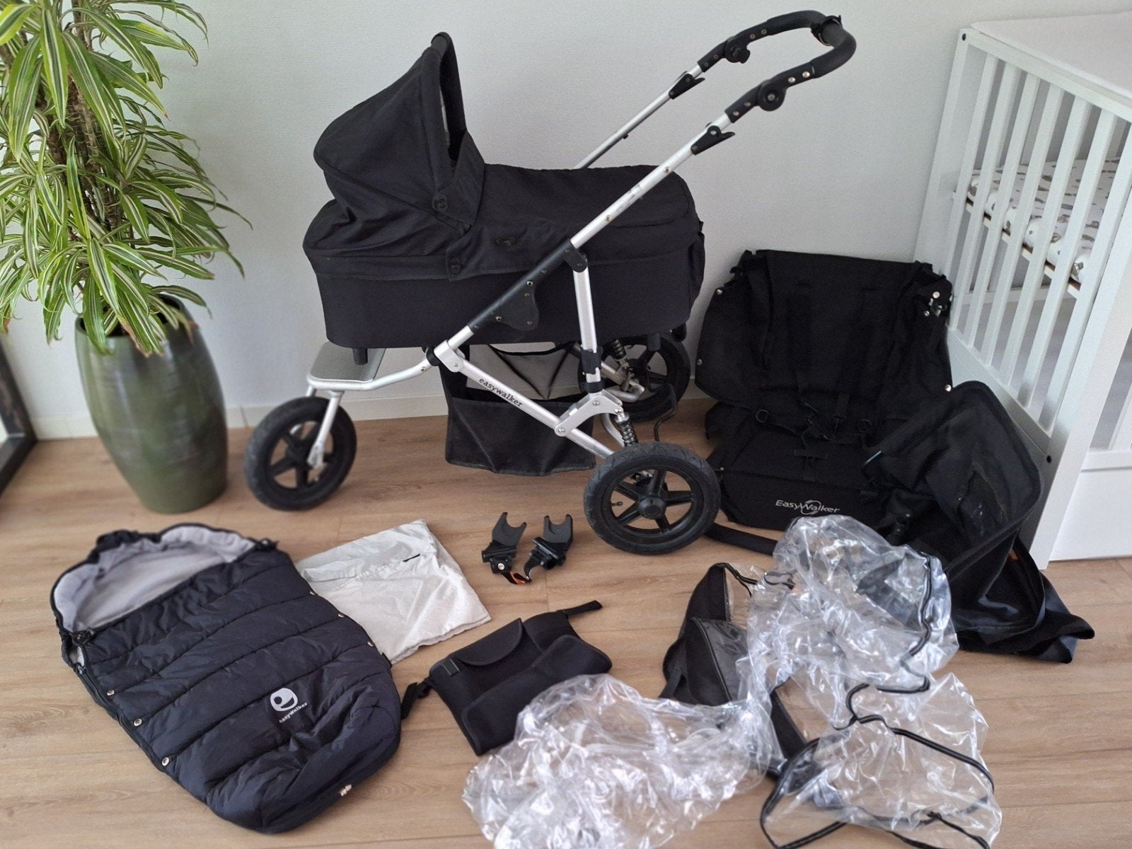 Kinderwagen Easywalker Sky met reiswieg en accessoires, Gebruikt, Luchtbanden, Combiwagen, Ophalen