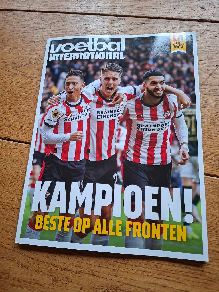 Voetbal international, Ophalen of Verzenden, Zo goed als nieuw, Sport en Vrije tijd