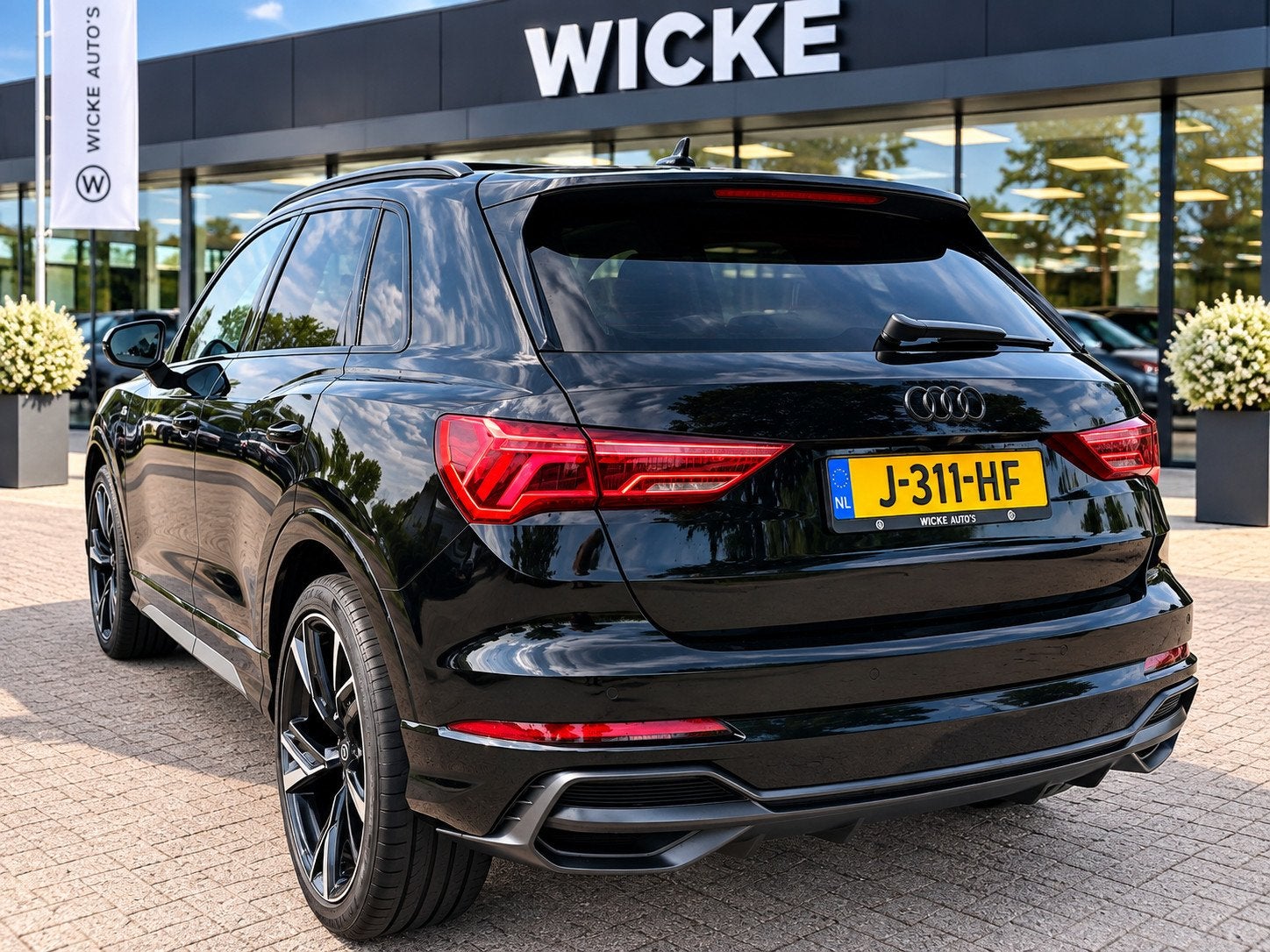 Audi Q3 35 TFSI 2X S Line Pano Matrix Camera Leder Virtual A, Dealer onderhouden, 4 cilinders, 150 pk, Zwart