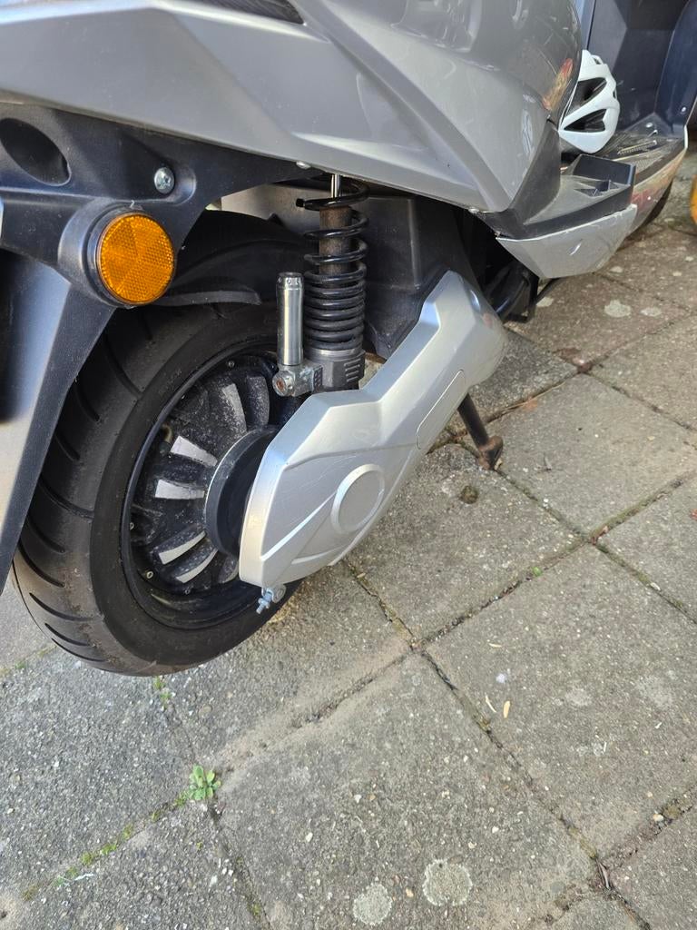 Sunra Snorscooter Hawk (Lithium)Grijze snorscooter, Ophalen, Gebruikt, Benzine, Overige merken