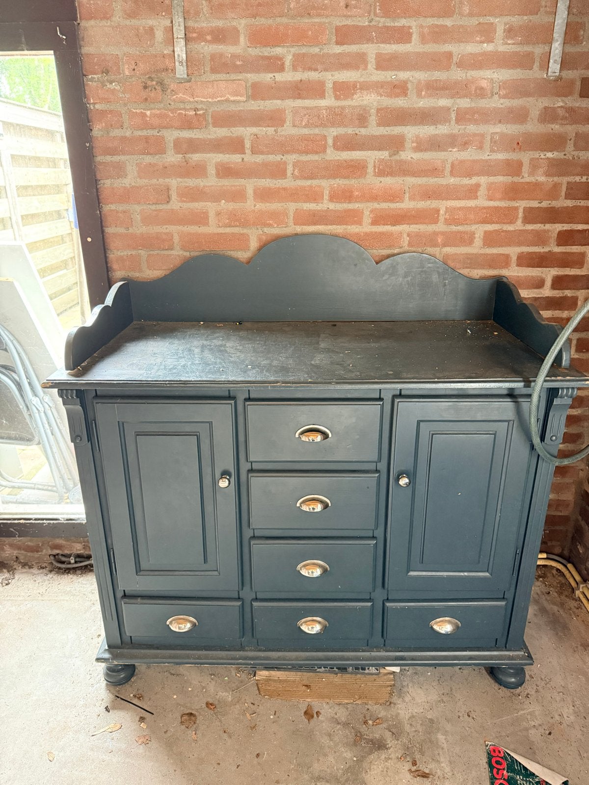 Antieke dressoir/commode met lades en deuren, Ophalen