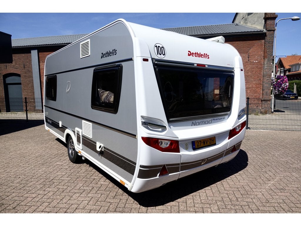 Dethleffs Nomad Avantgarde 460 EL Mover Airco Luifel ATC Vol, Treinzit, Dethleffs, 5 tot 6 meter, 1250 - 1500 kg