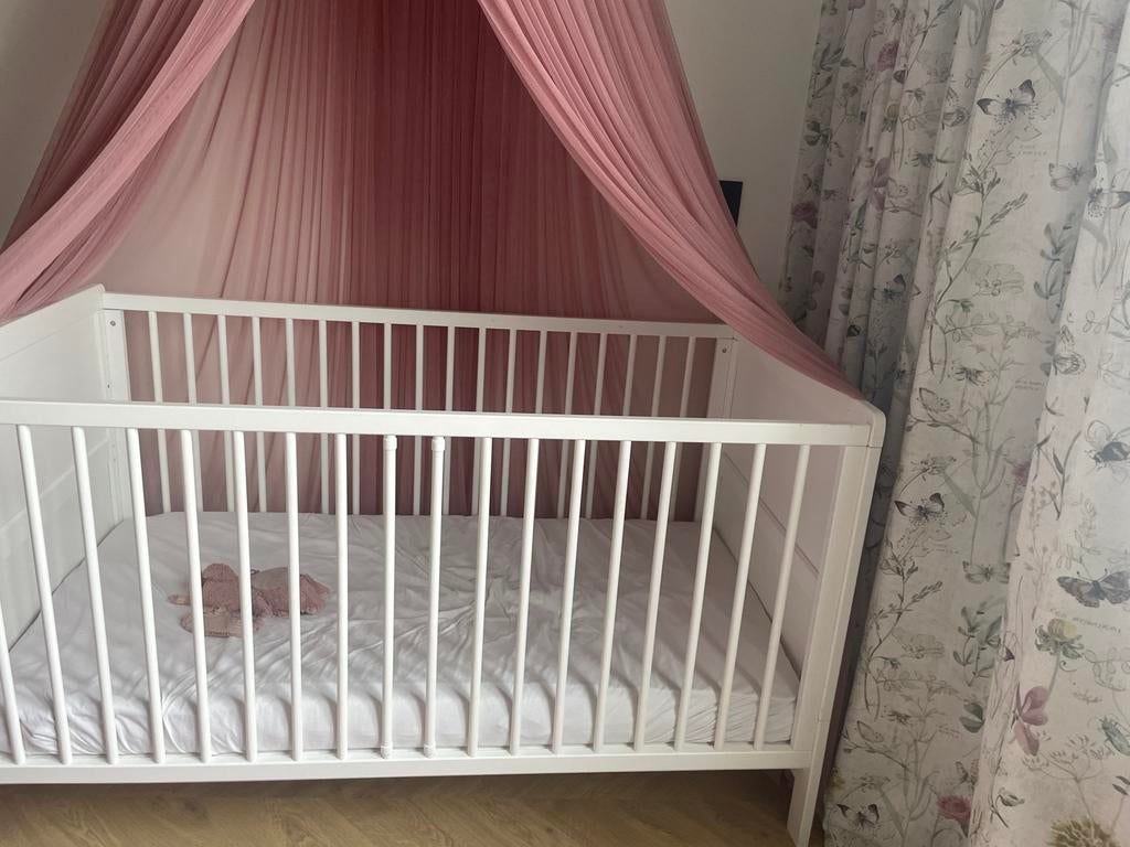 Peuter ledikant met matras en beddengoed - Meisjes, Gebruikt, 70 tot 85 cm, Matras, 140 tot 160 cm