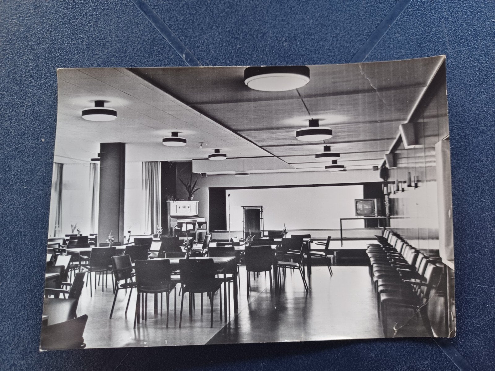 Hoorn Bejaardencentr. Westerhaven Recreatiezaal 1968, Ophalen of Verzenden, 1960 tot 1980, Gelopen, Noord-Holland