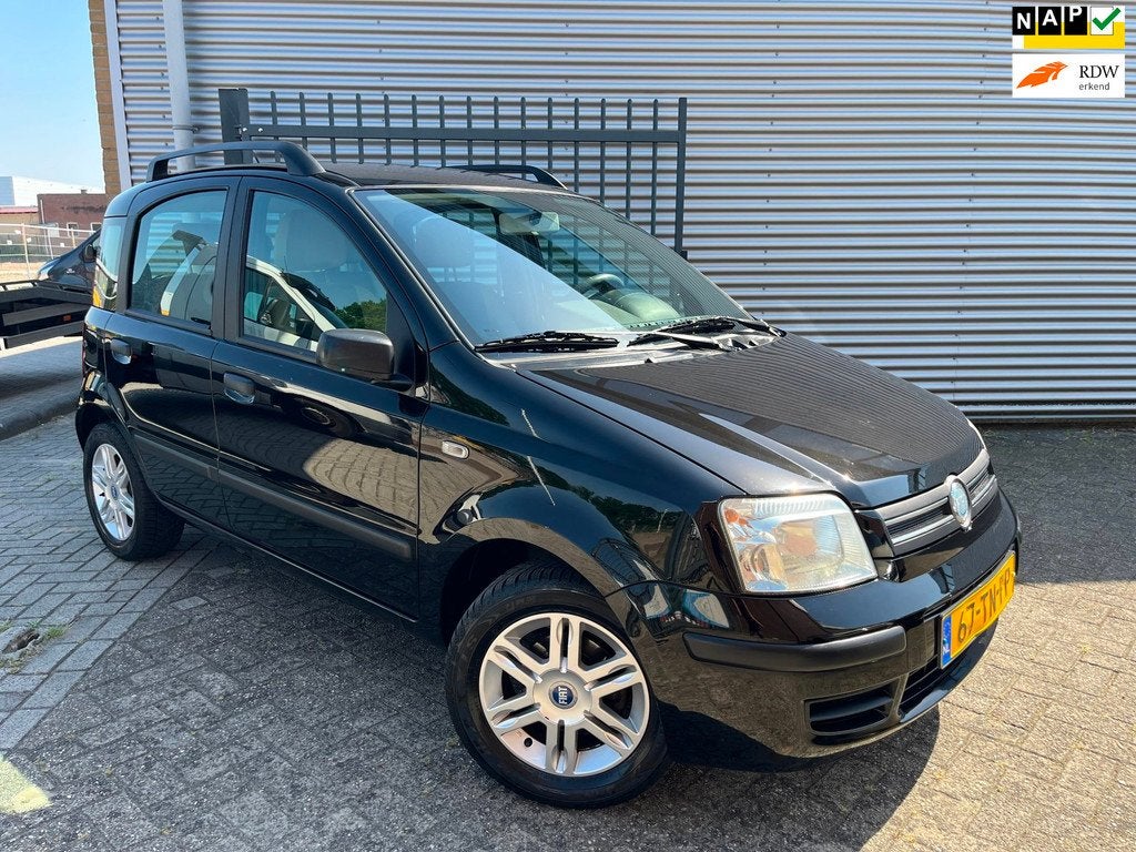 Fiat Panda 1.2 Emotion|Airco|D-riem vv|, Voorwielaandrijving, Gebruikt, Automatische klimaatregeling, Zwart