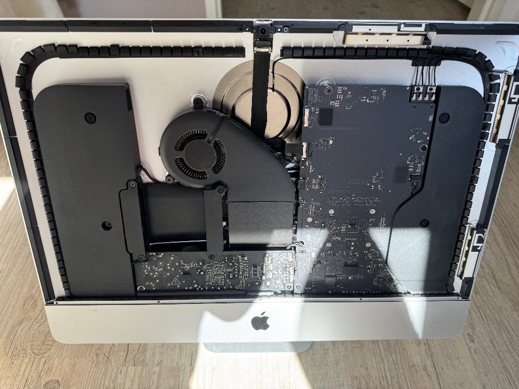 iMac 21.5 inch onderdelen te koop, Gebruikt, SSD, IMac, Ophalen of Verzenden