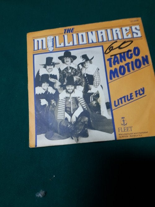 single the millionares, Ophalen of Verzenden