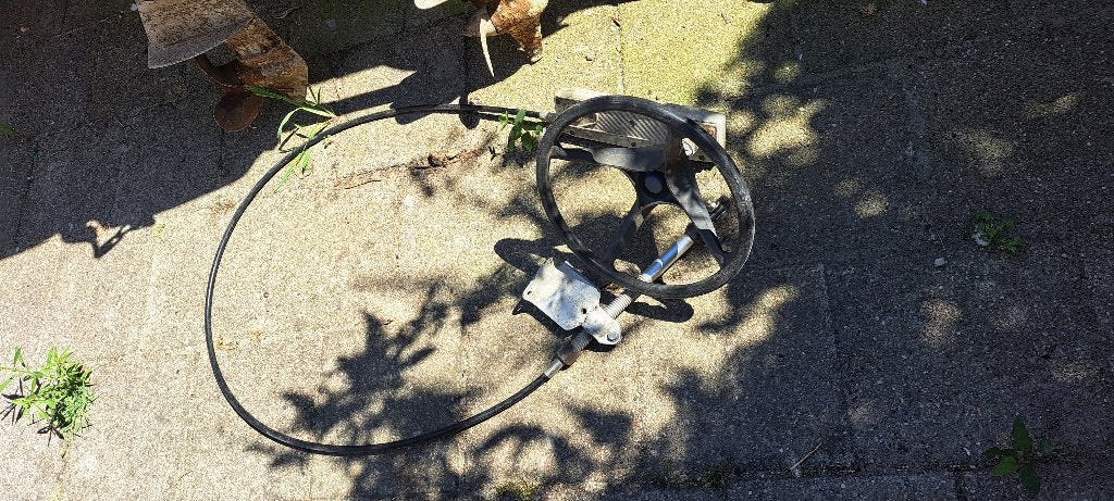 Stuurinrichting voor boot met stuurwiel en kabel, Watersport en Boten, Bootonderdelen, Ophalen of Verzenden, Gebruikt, Motor en Techniek
