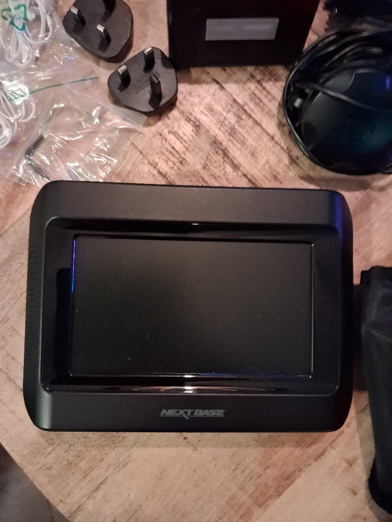 Draagbare dvd/cd spelers voor in de auto ( Next Base ), Audio, Tv en Foto, Ophalen, Zo goed als nieuw, Dvd-speler, Overige merken
