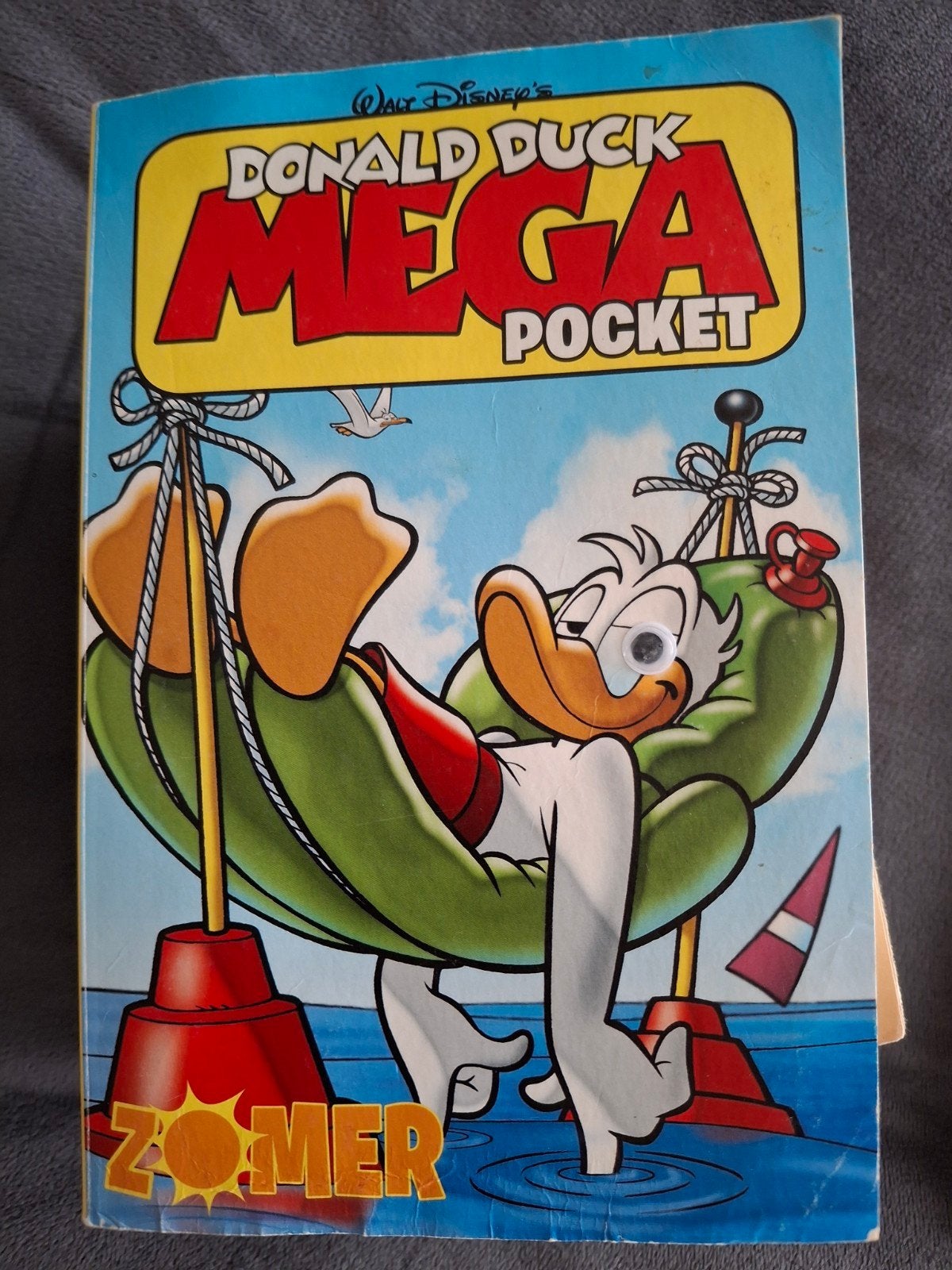 Donald Duck Zomer Mega Pocket, Eén stripboek, Ophalen of Verzenden, Gelezen