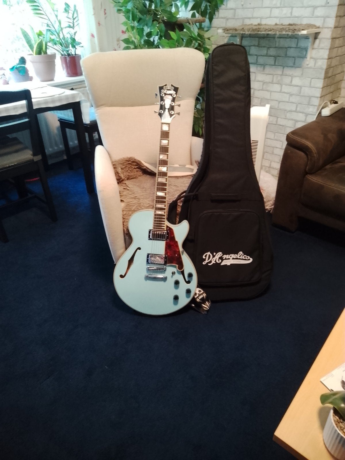 electrische gitaar D'Angelico SS sky blue, Ophalen, Zo goed als nieuw, Hollow body, Overige merken