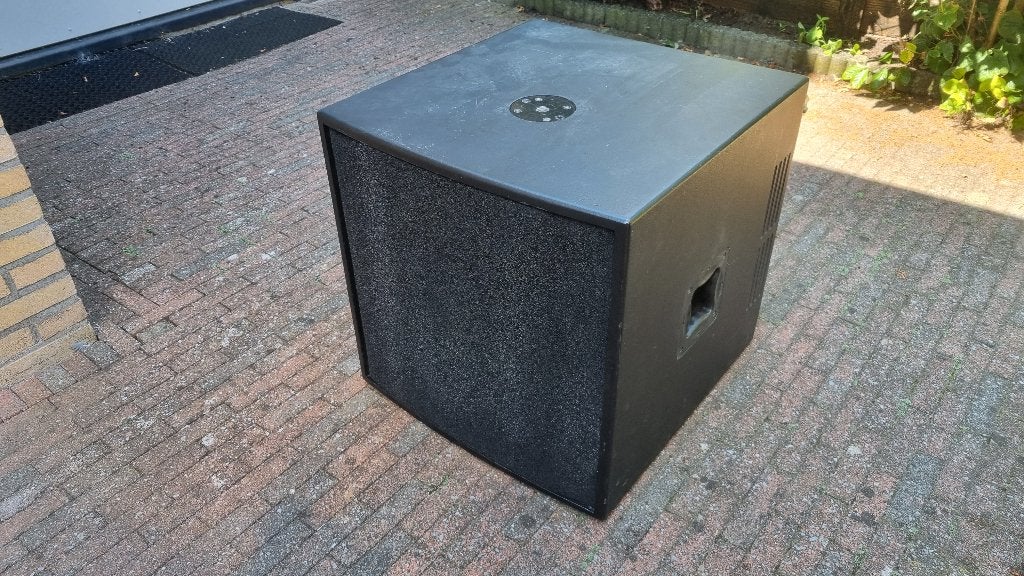sub EVX 180B electrovoice 600 watt rms 18 inch subwoofer, Gebruikt, Subwoofer, Ophalen, 150 watt of meer