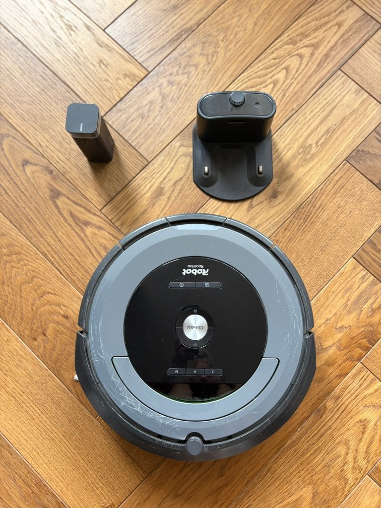 iRobot Roomba e5, Witgoed en Apparatuur, Gebruikt, IRobot, Ophalen of Verzenden, 1600 tot 2000 watt