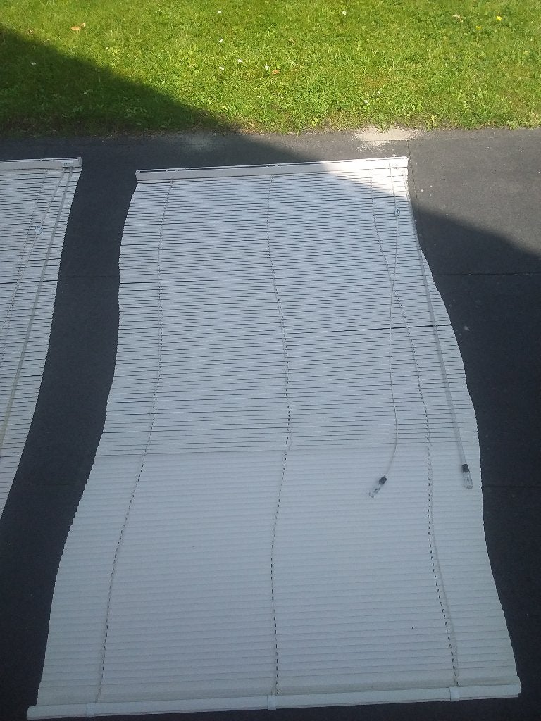 Luxaflex raffinettes 16mm lamellen taupe kleur, Ophalen, Gebruikt, 147 cm, Lamellen