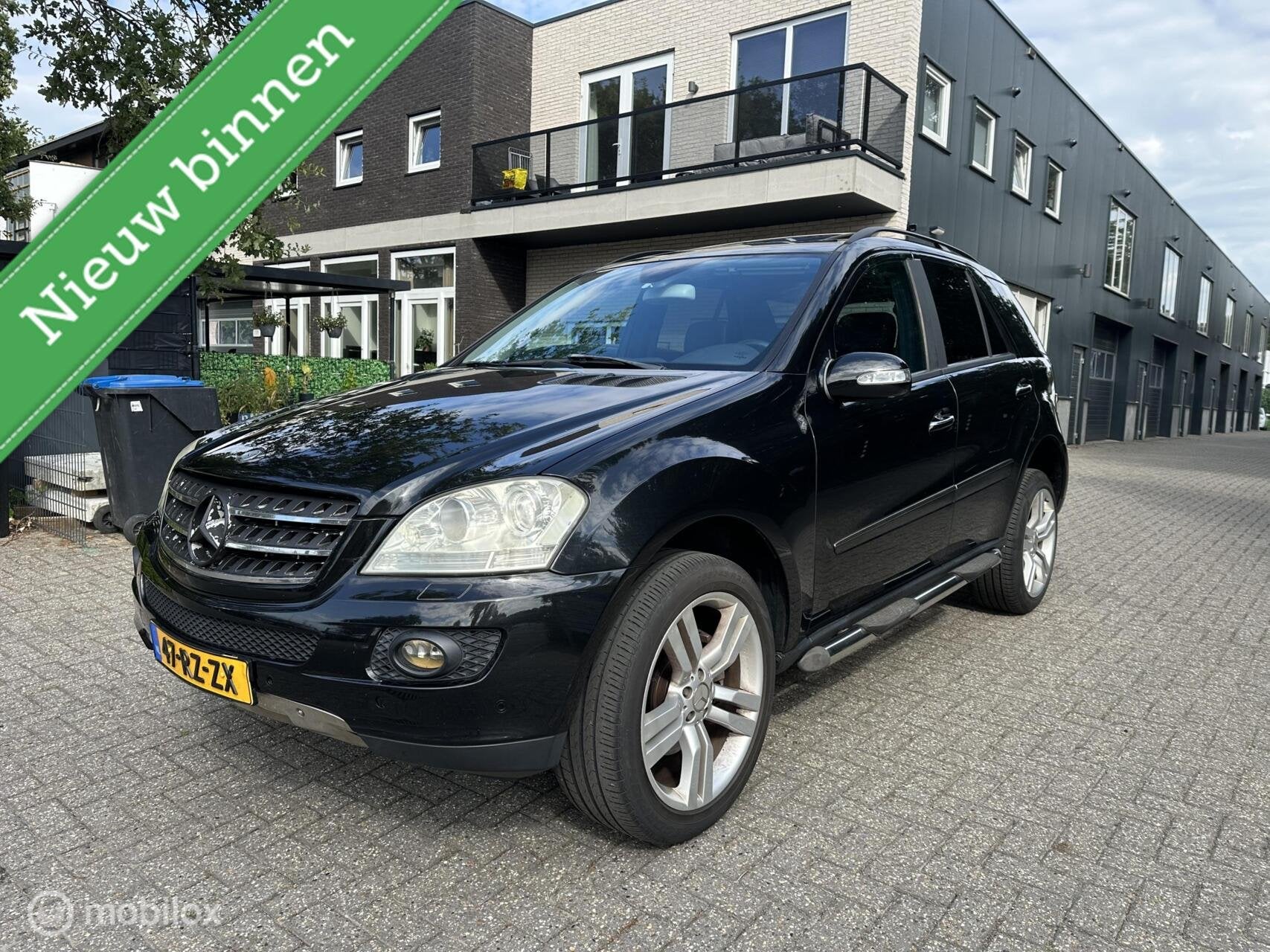 Mercedes M-klasse 350|Alcantara|Schuifdak|Ruime Apk|Trekhaak, Auto's, Automaat, Gebruikt, Zwart, Origineel Nederlands