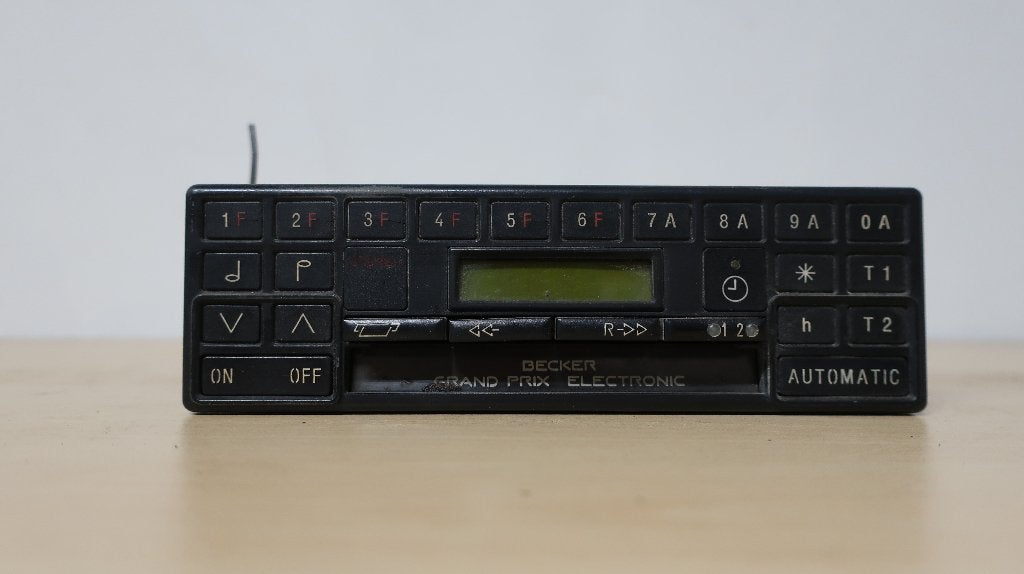 Becker Grand Prix Electronic 612 autoradio, Auto diversen, Ophalen, Gebruikt