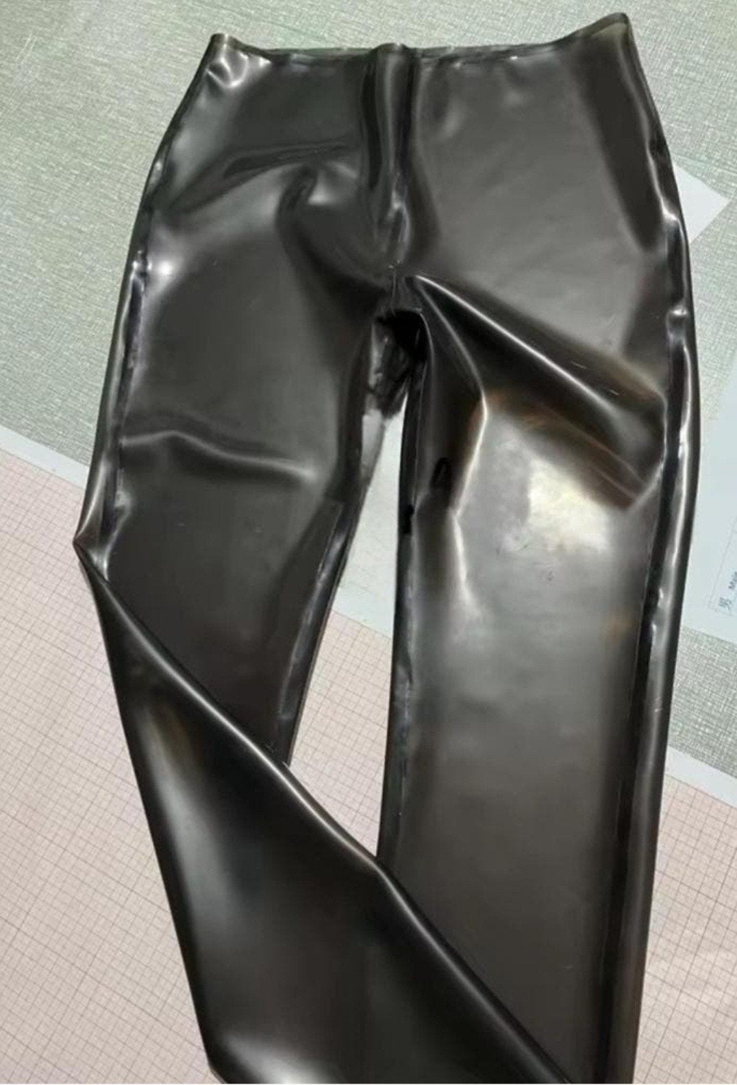 Mooie latex broek, tm 4XL(op maat)
Diverse kleuren
Maat XXS, Kleding | Dames, Verzenden, Nieuw, Lang