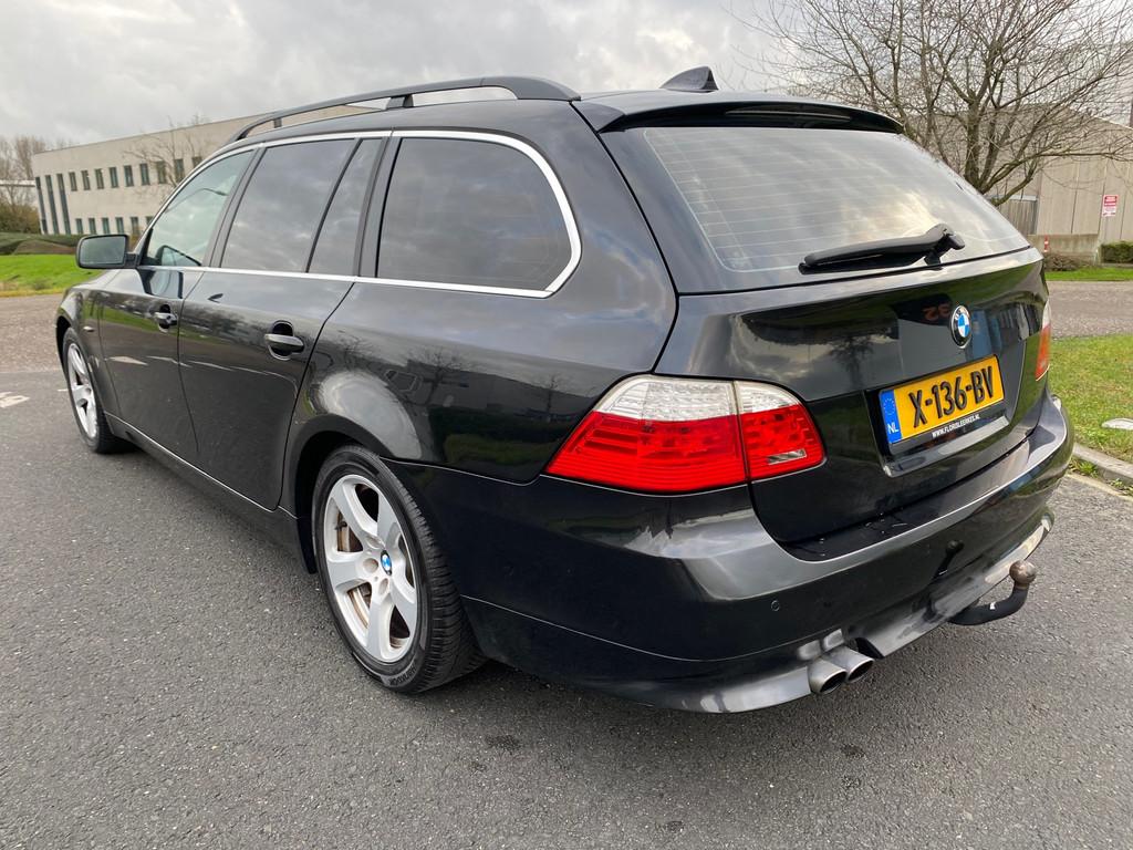 BMW 5-serie Touring 2008 * 525i * AUTOMAAT * EXPORT & HANDEL, Auto's, BMW, Achterwielaandrijving, Gebruikt, 2000 kg, 218 pk