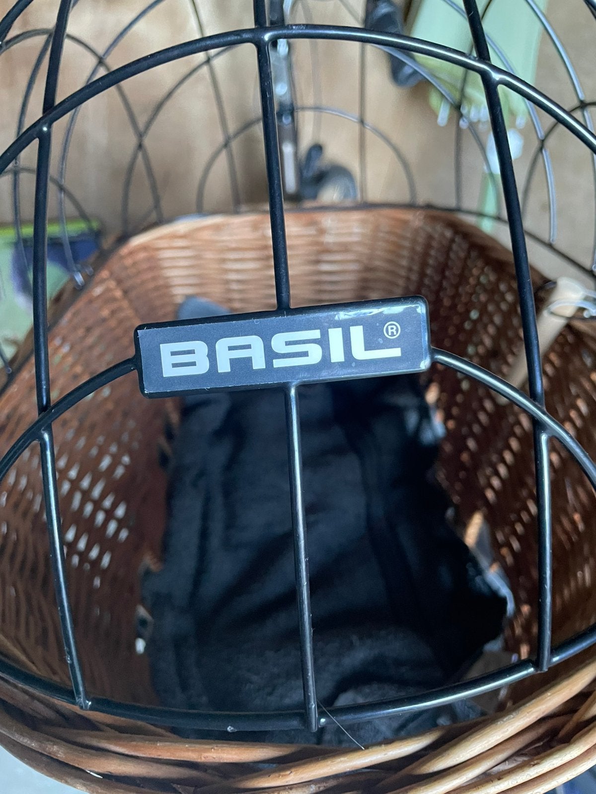 Mand voor hond achterop de fiets. Basil hondenmand, Ophalen, Gebruikt, Fietsmand