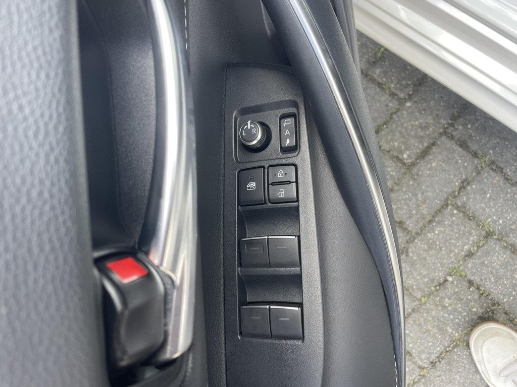 Toyota Corolla Touring Sports 2.0 Hybrid First Edition, Auto's, Toyota, 1345 kg, Gebruikt, 4 cilinders, Corolla