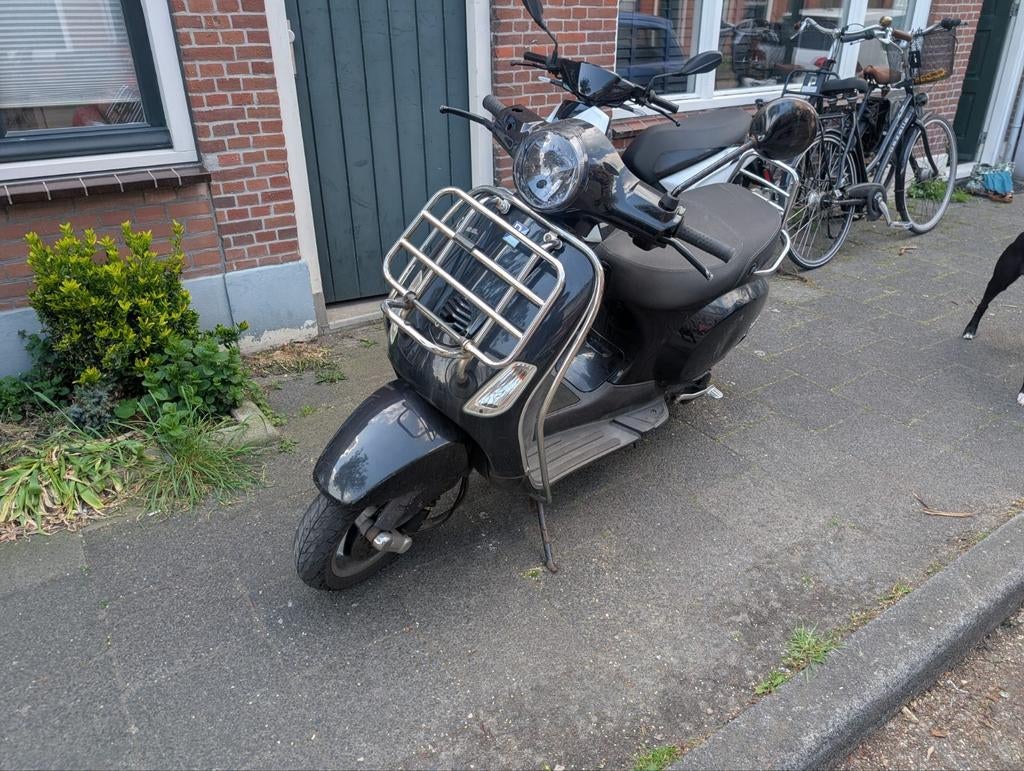 Vespa LX50 Scooter, Gebruikt, Ophalen of Verzenden, Benzine, Vespa LX